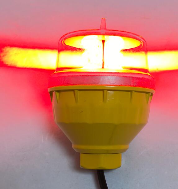CL 810 Obstruction Light